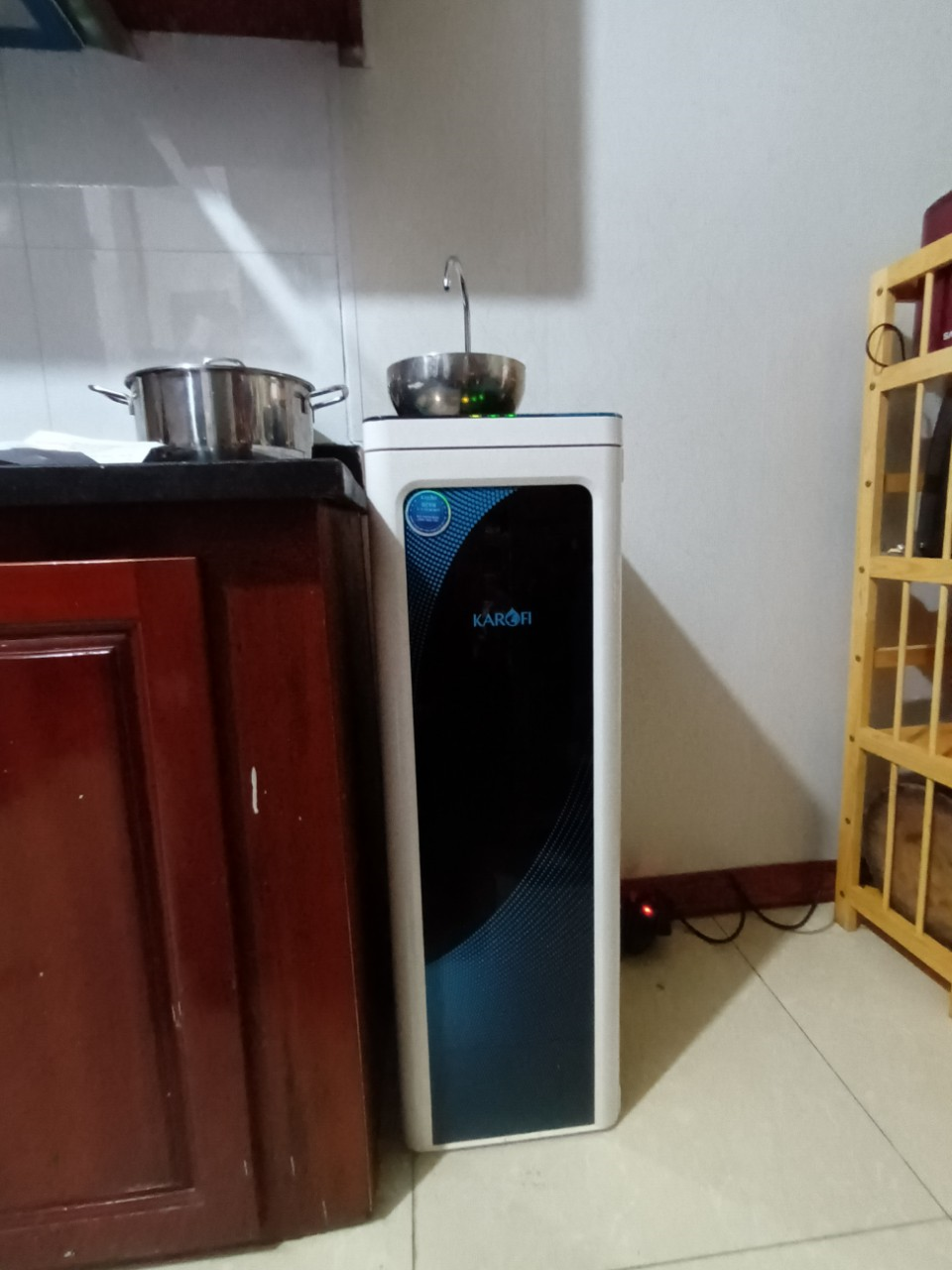 Máy lọc nước Karofi KAQ-O07